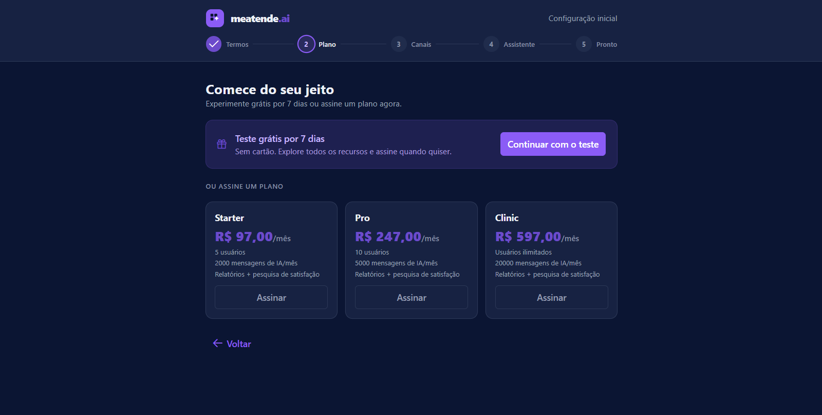 Passo do plano na configuração inicial, com a opção de teste grátis
